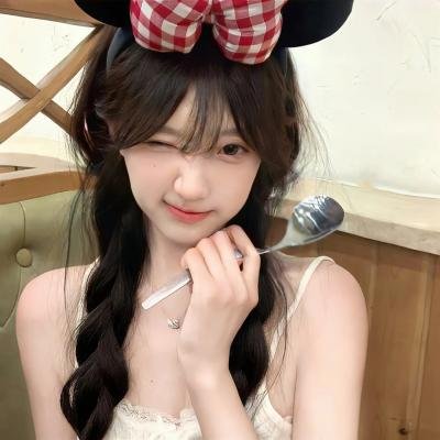 蕾哈娜内衣秀